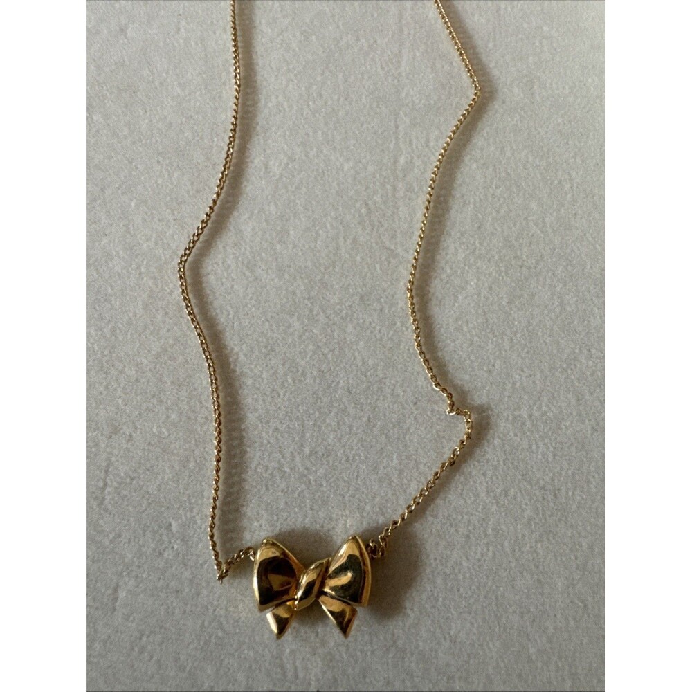Trifari Signed Gold Tone Bow Necklace Dainty Attached Pendant 16”